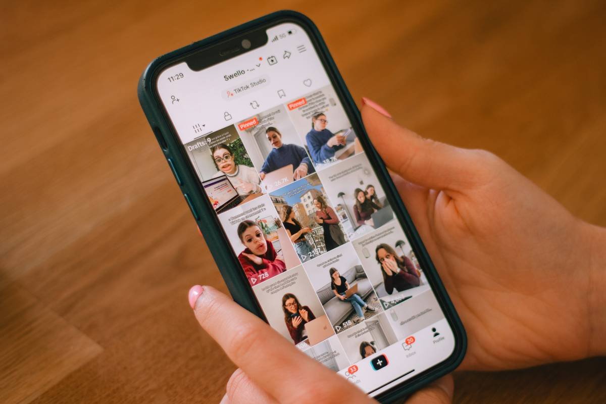 How to Master Social AI Growth Without Losing Your Mind (or Your Audience)