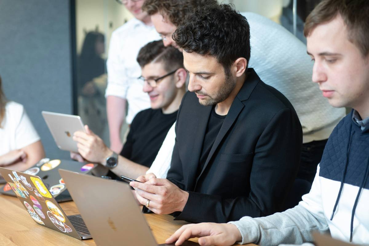 10 Undeniable Social Media Management Benefits That Actually Move the Needle (Not Just Vanity Metrics)